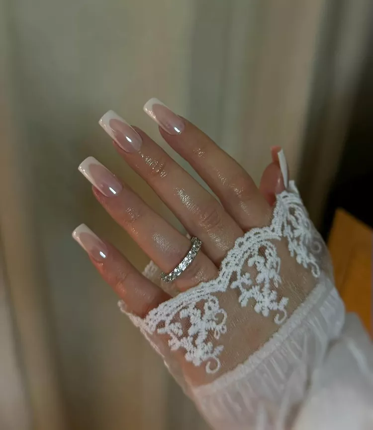 15 Chrome Winter Nail Looks for an Icy Finish