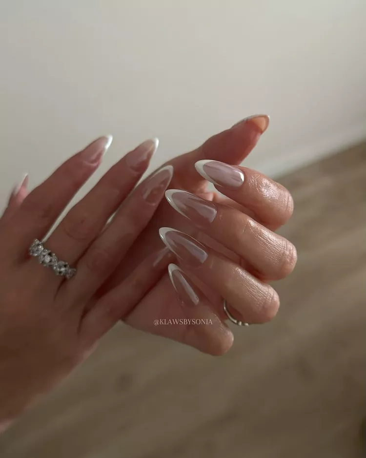 15 Chrome Winter Nail Looks for an Icy Finish