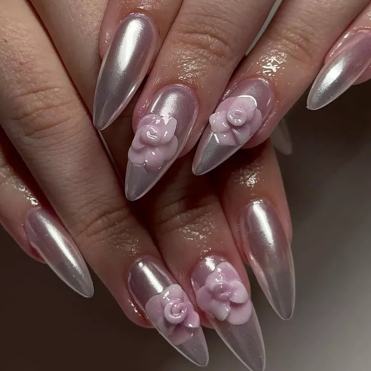 15 Chrome Winter Nail Looks for an Icy Finish